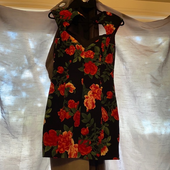 Guess dress with floral print - Picture 2 of 4